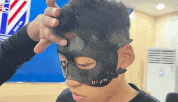 記者:朱辰杰已戴上定制面具 兼顧輕盈堅(jiān)固有助于更快康復(fù)
